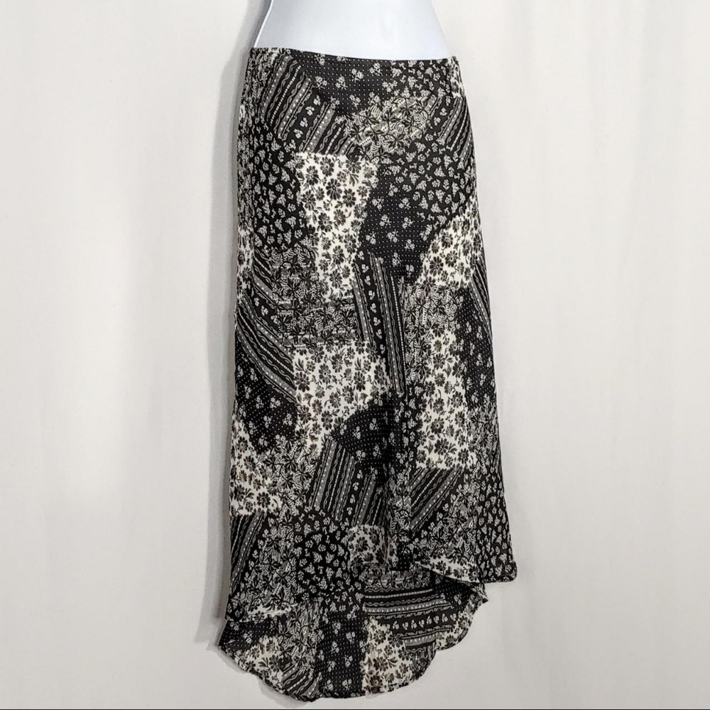 SOLD Y2k vintage high low hem midi skirt - Picture 6 of 6
